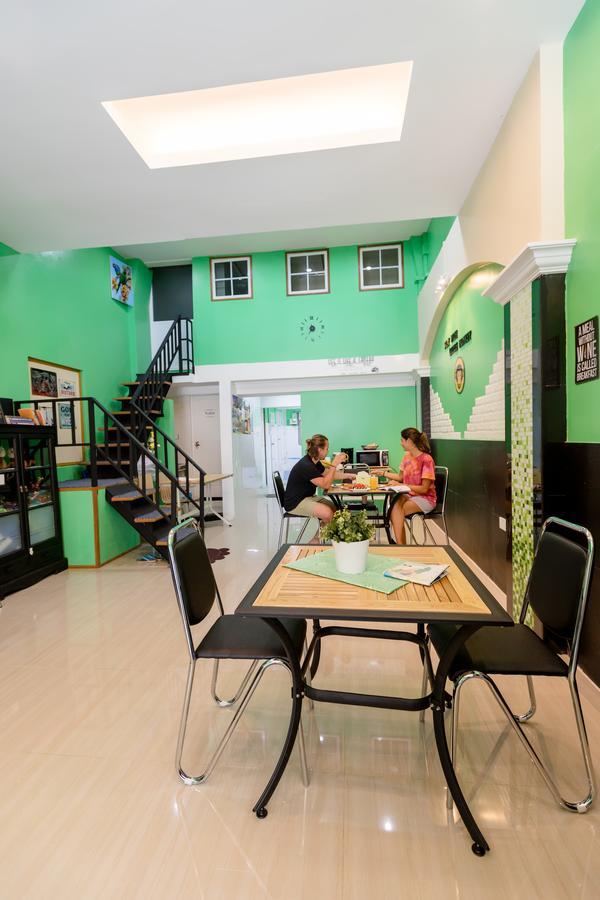 Little Monkey Hostel Rangun Kültér fotó